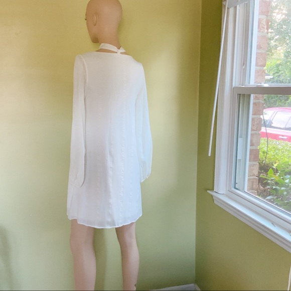 SALE Honey Punch Delicate White Eyelet Short Dress Long Sleeves Bow Tie Sash SML - Picture 11 of 16